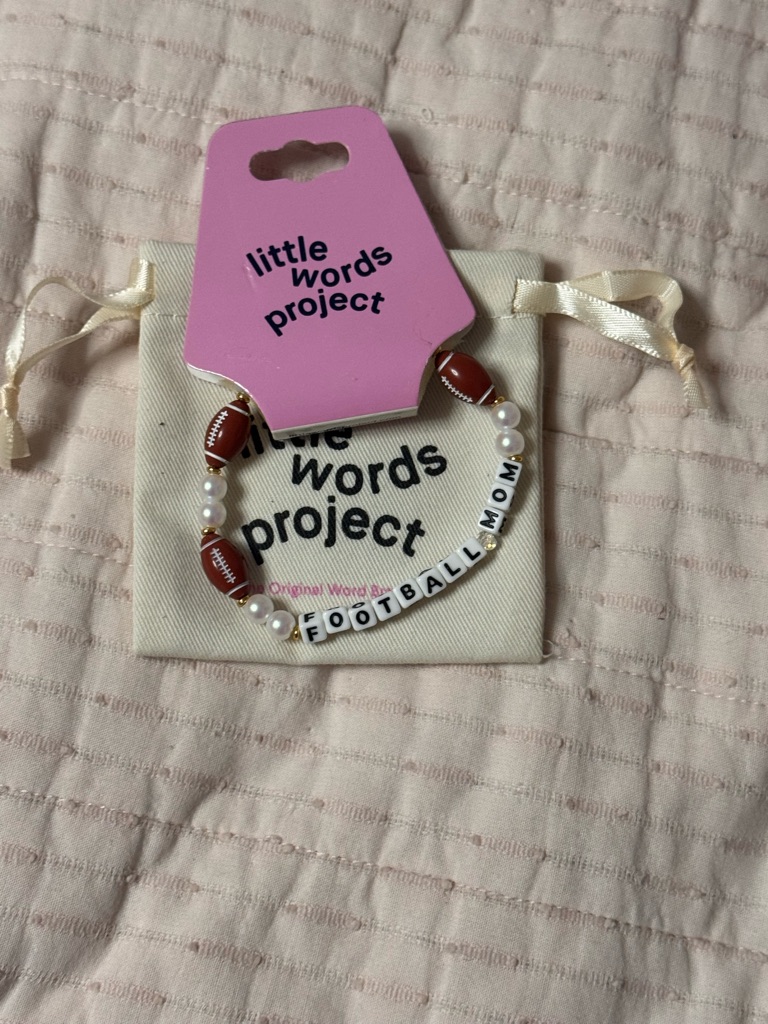 Little Words Project Football Mom Beaded Stretch Bracelet White Pearl Gold Tone 22$
